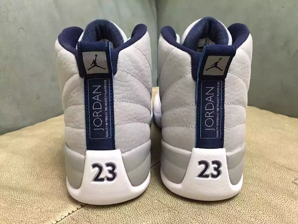 Aer Jordan 12 Wolf Gray University Blue