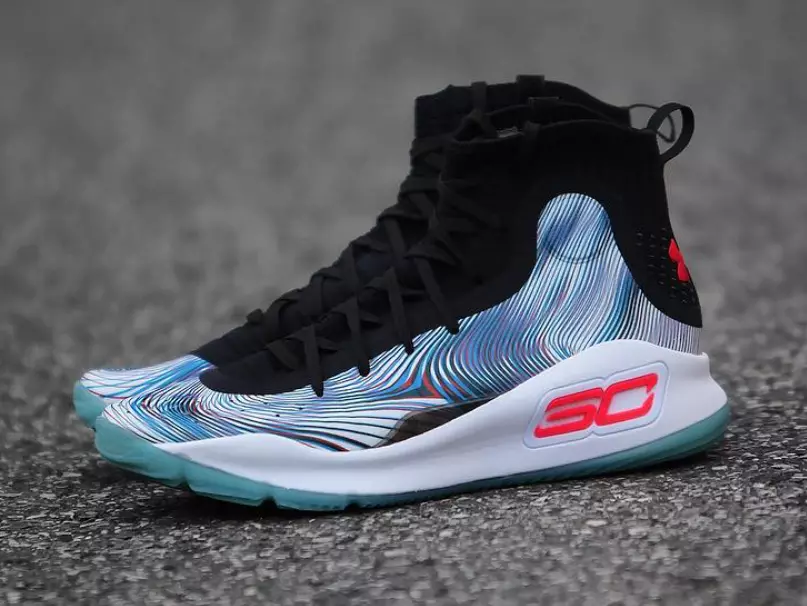 Gedetailleerde kijk op de China Exclusive UA Curry 4