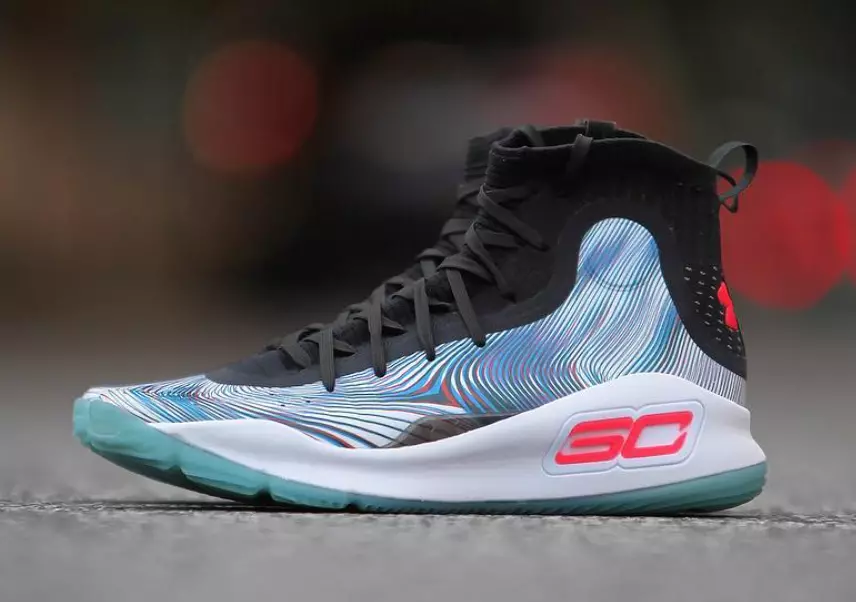 UA Curry 4 China