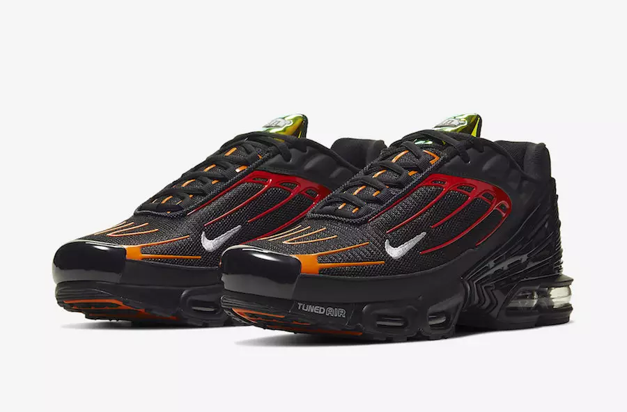 Suprafețele Nike Air Max Plus 3 în portocaliu, roșu și iris