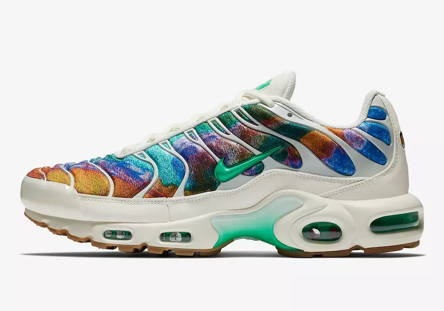 Impressão Nike Air Max Plus AR949-100