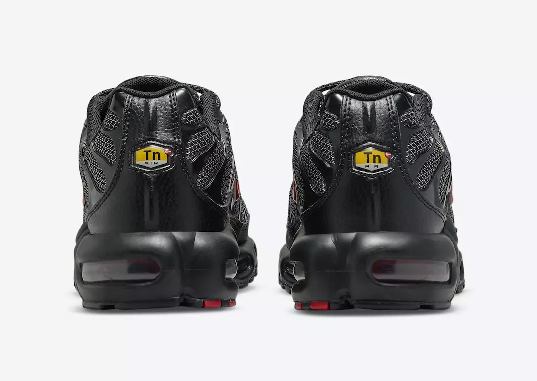 Nike Air Max Plus must punane DO6383-001 väljalaskekuupäev