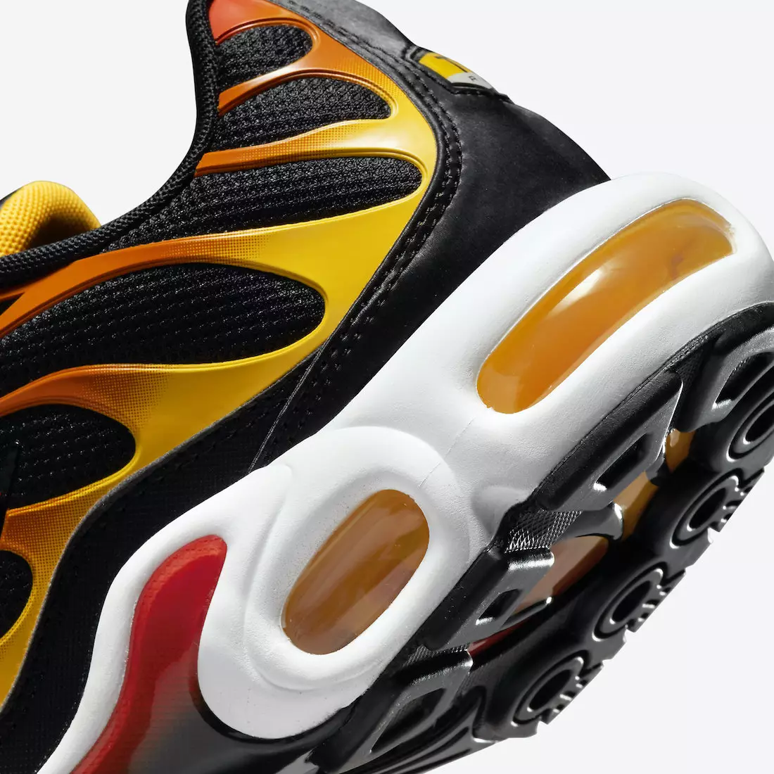 Nike Air Max Plus Reverse Sunset DC6094-001 תאריך שחרור