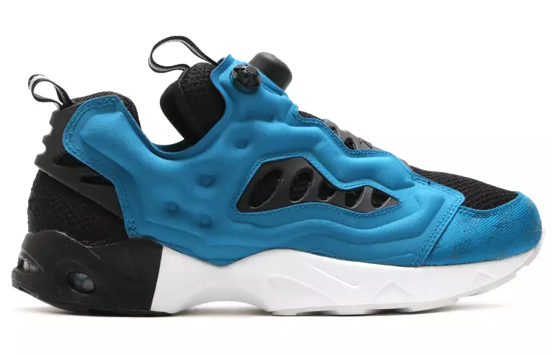 Reebok Insta Pump Fury Road פּרימאַל רויט שמאַראַגד סקי בלוי