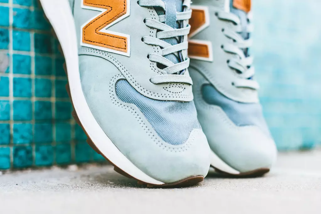 New Balance 1400 Distinkt Jade Coral