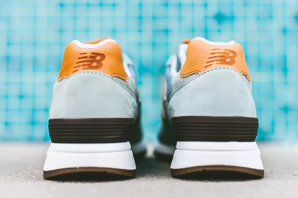 New Balance 1400 Distinct Jade Coral