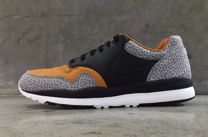 Nike Air Safari 2018 רטרו