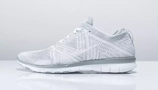 Nike Free TR Flyknit MTLC մաքուր պլատինե