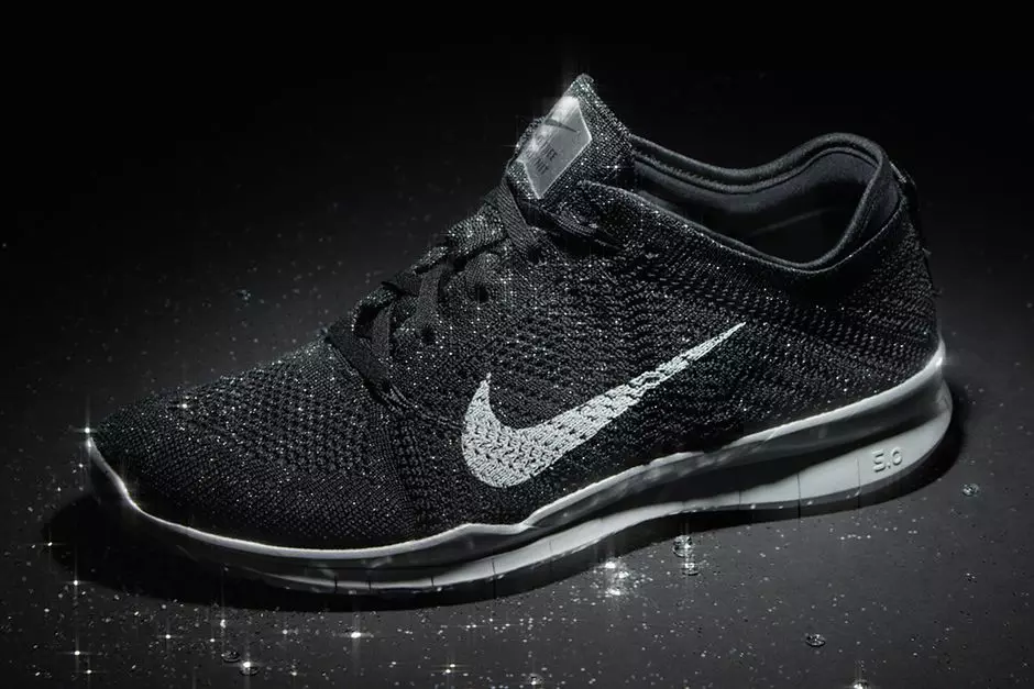 Naisten Nike Free TR5 Flyknit