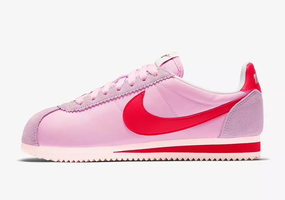 Nike Cortez қызғылт қызғылт түсті 882258-601