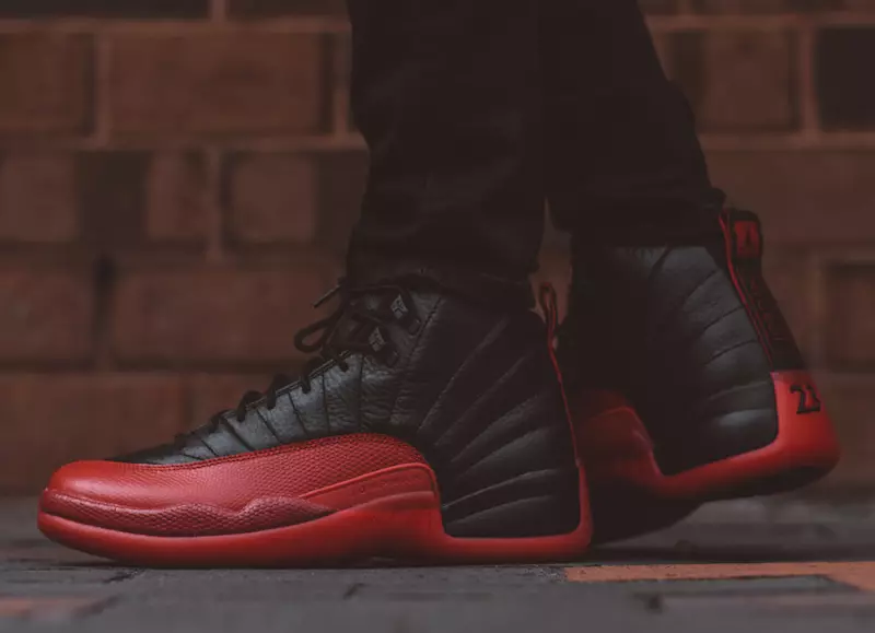 Qrip Oyunu Air Jordan 12 2016 Ayaqlarda