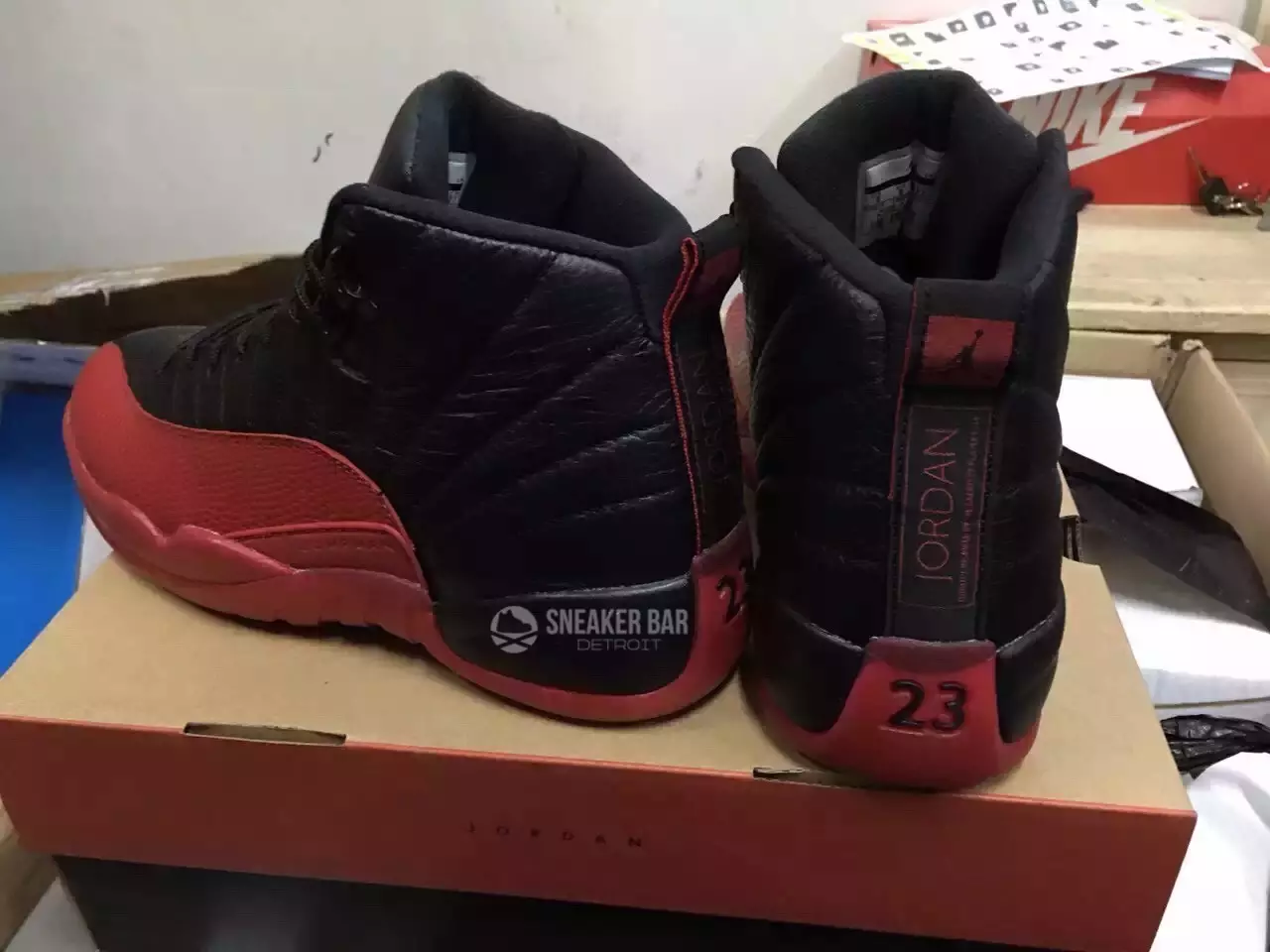 2016 Air Jordan 12 Flu Game Black Red Releasedatum