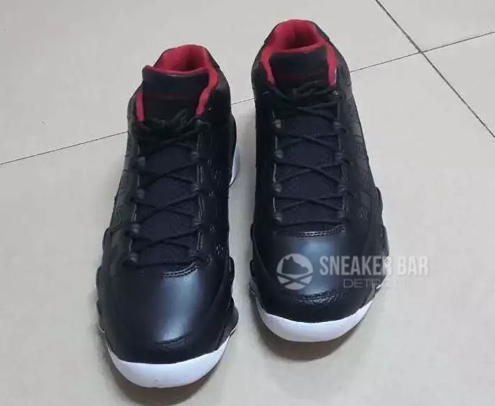 Air Jordan 9 Ցածր Սեւ Սպիտակ Կարմիր 832822-001