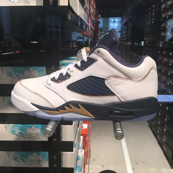 „Air Jordan“ Toronto parduotuvė 306 Yonge