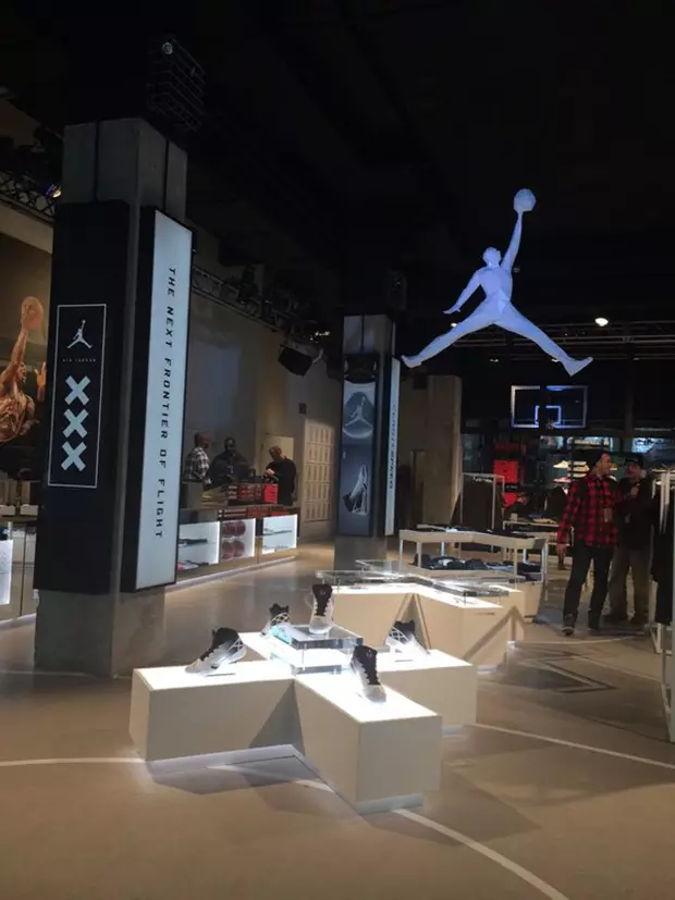 „Air Jordan“ Toronto parduotuvė 306 Yonge