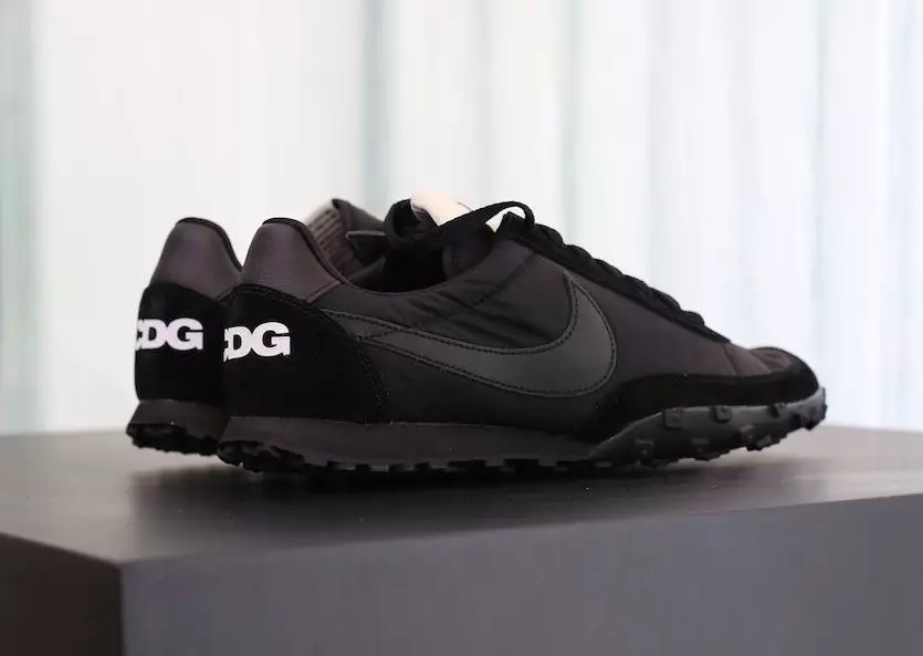 COMME des GARÇONS Нашри Nike Waffle Racer бо ранги сиёҳ