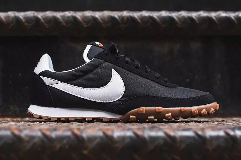 Nike Waffle Racer Black Gum