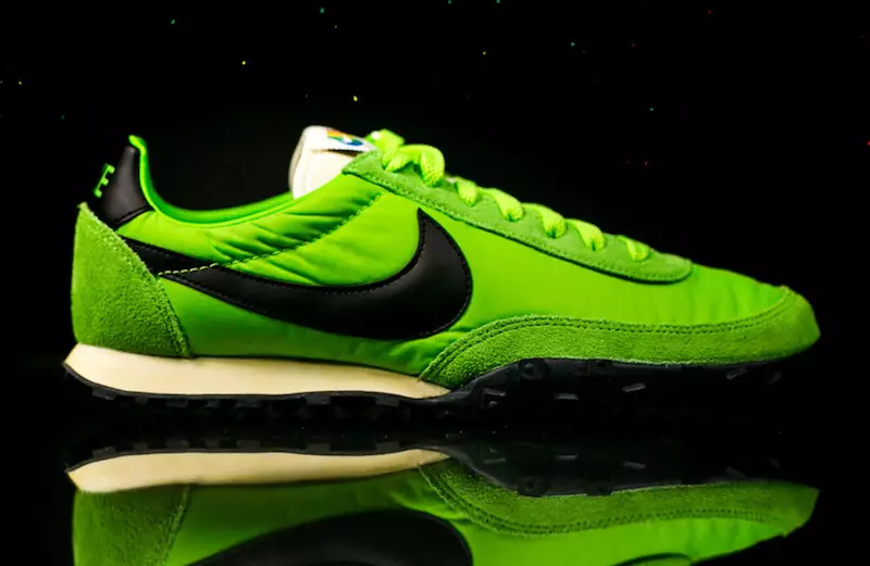 Nike Waffle Racer Premium Action Green