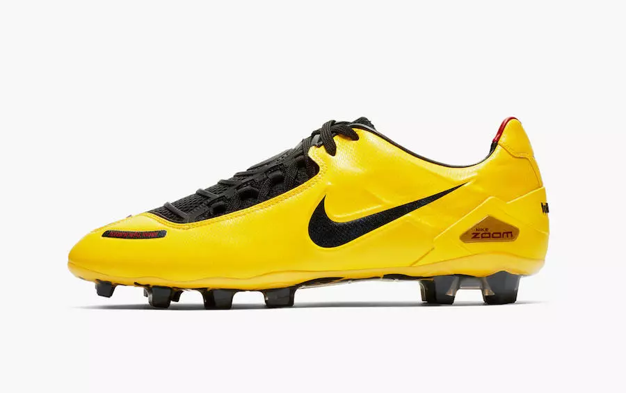 تاريخ إصدار Nike Total 90 Laser SE