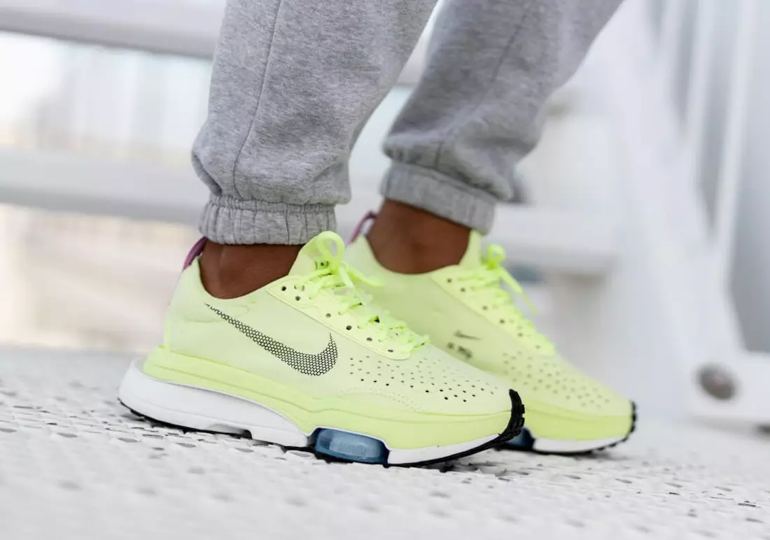 Nike Air Zoom Type Barely Volt CZ1151-700 תאריך שחרור