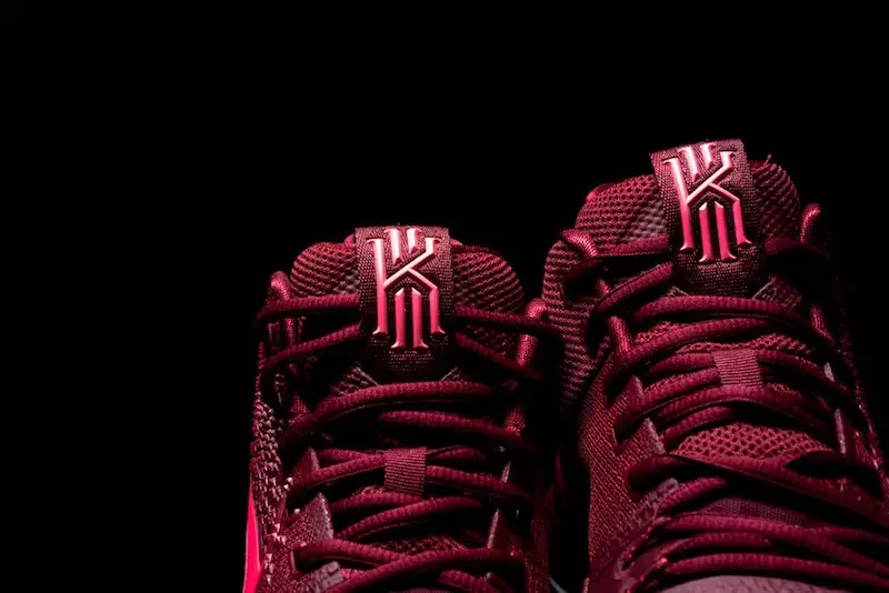 Nike Kyrie 3 Hot Punch Team Red Сафед 852395-681