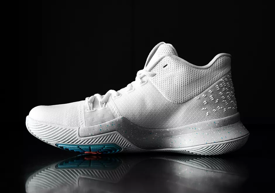 Nike Kyrie 3 Light Bone 852395-101