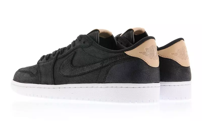 Air Jordan 1 Retro Low OG Premium dalam warna Hitam dan Vachetta Tan