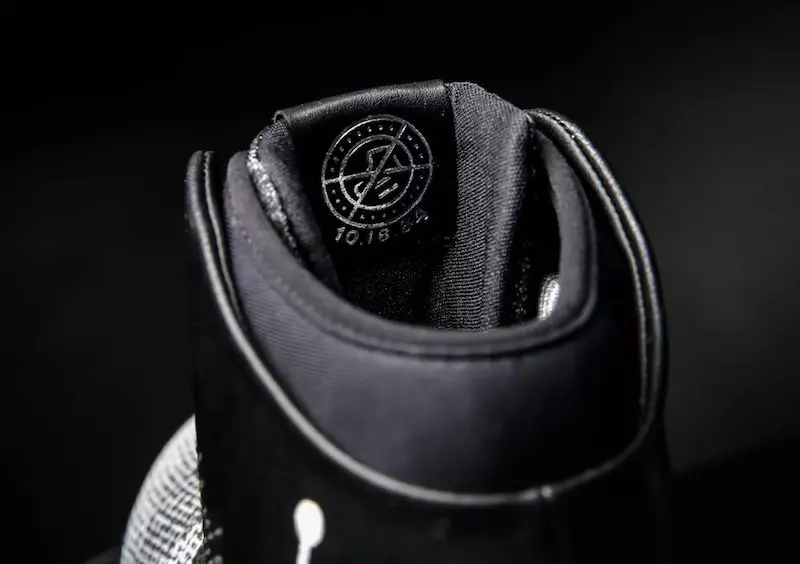 Cetak Halus Air Jordan XXX1