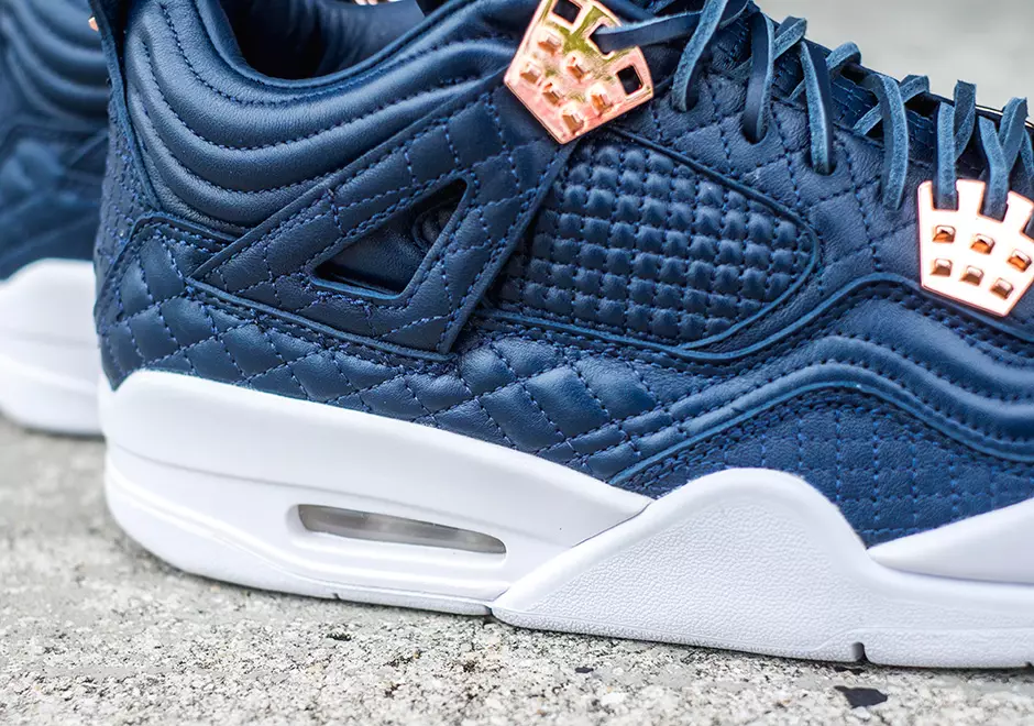 Air Jordan 4 Obsidian Premium