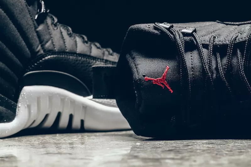 Air Jordan 12 Retro Zwart Nylon