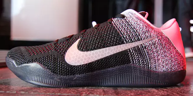 Nike Kobe 11 Siyah Beyaz