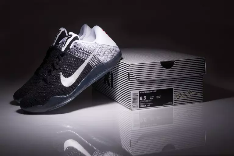 Nike Kobe 11 Czarny/Biały-Court Fioletowy 822675-105