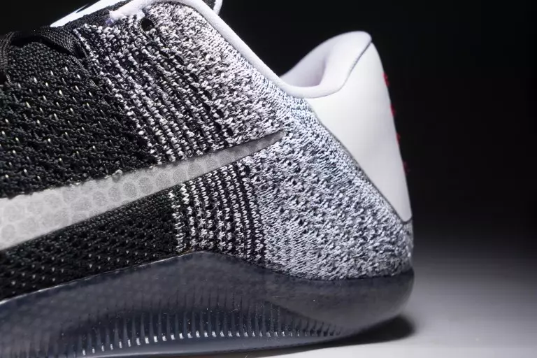 Nike Kobe 11 مشکی/سفید-کورت بنفش 822675-105