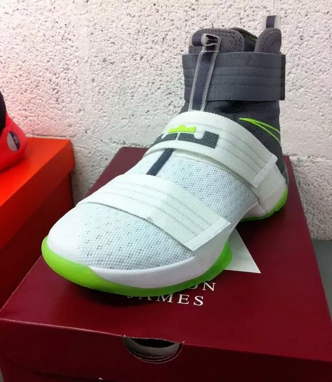 Nike LeBron Żołnierz 10 Dunkman