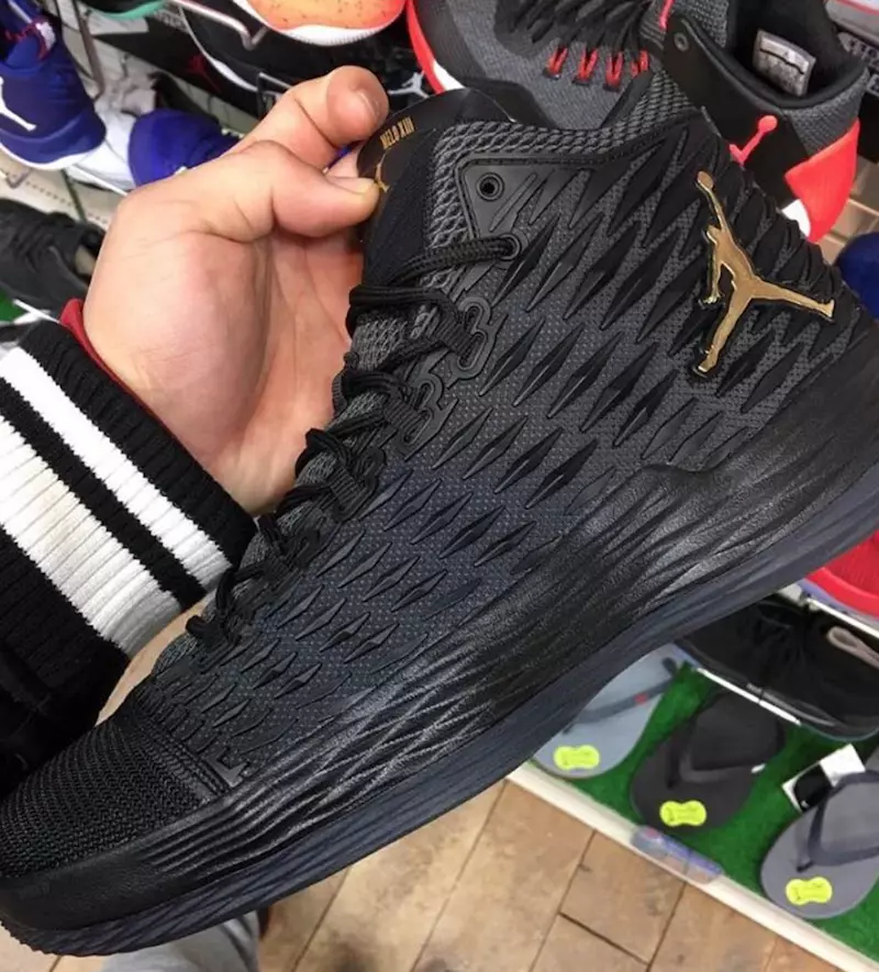 Jordan Melo M13 Qara Qızıl