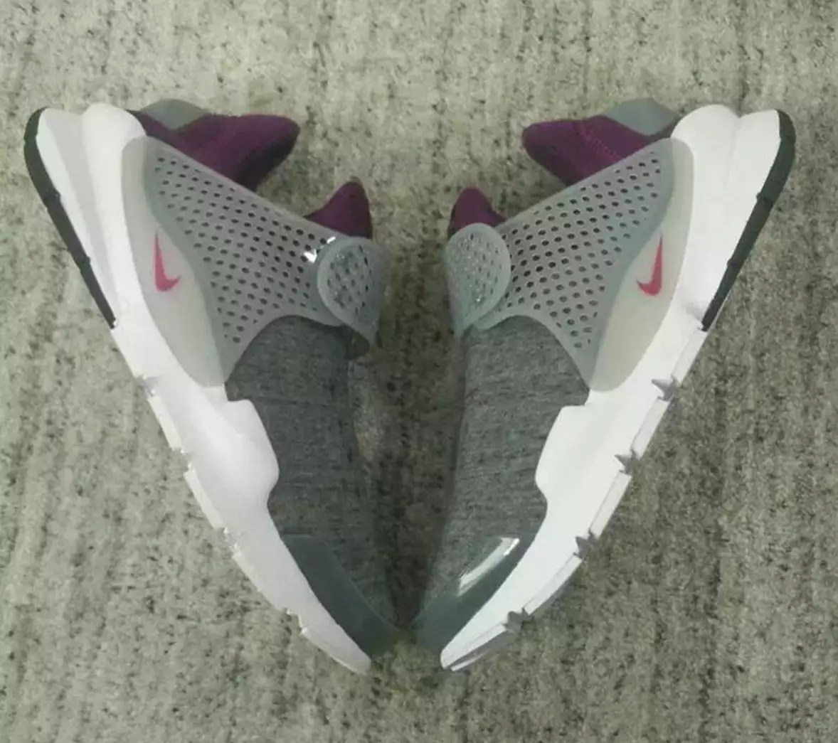 Tech Fleece Nike Sock Dart