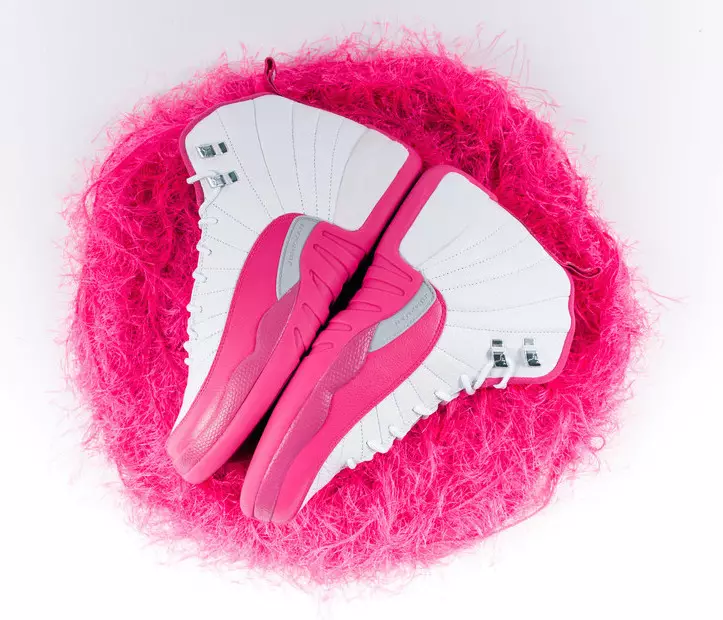 Air Jordan 12 Vivid Pink Weiß