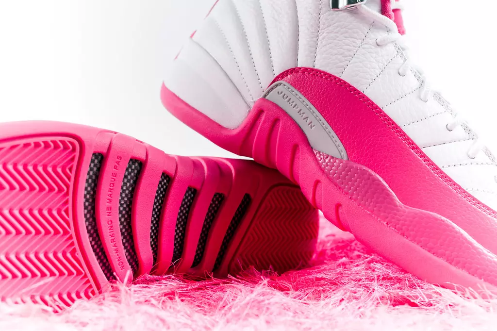 Air Jordan 12 Vivid Pink Weiß