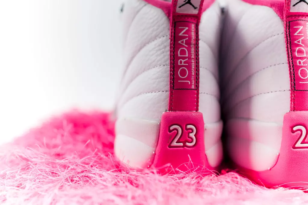 Air Jordan 12 Vivid Pink Putih