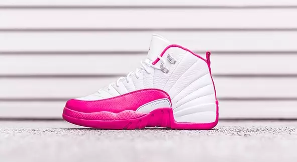 Air Jordan 12 Valentines Day အဖြူရောင် ပန်းရောင်