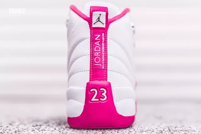 Air Jordan 12 Valentinstag Weiß Rosa