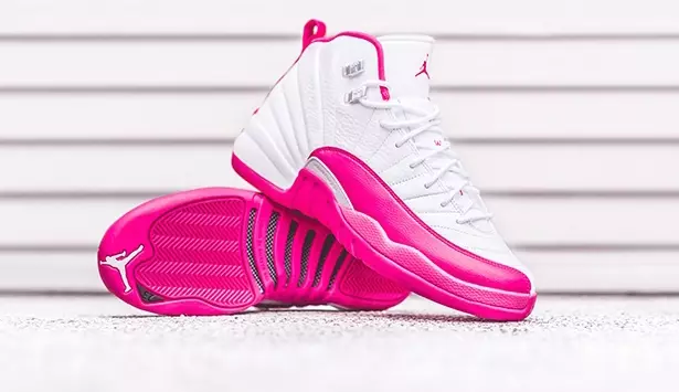 Air Jordan 12 Vältesdag White Pink