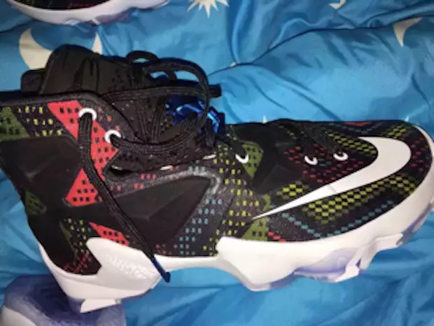 Nike LeBron 13 BHM musta ajaloo kuu