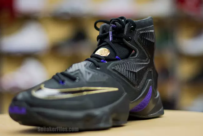 Nike LeBron 13 BHM Black – data premiery w miesiącu historii