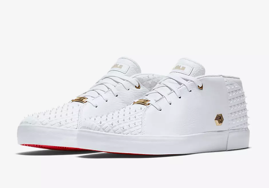 Nike LeBron 13 NSW Lifestyle White Gold