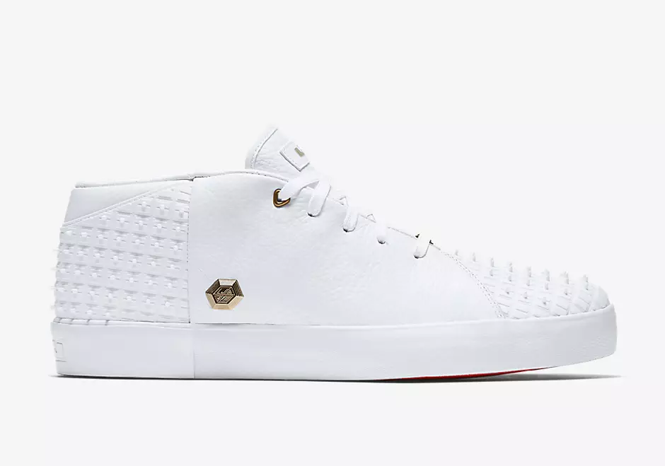 Nike LeBron 13 NSW Lifestyle თეთრი ოქრო