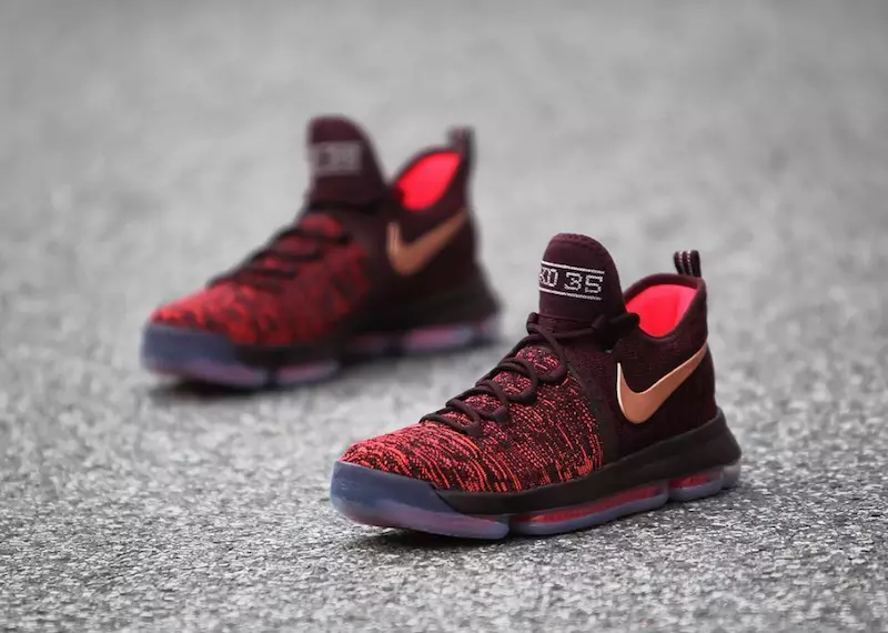 Nike KD 9 Kalėdų padažas