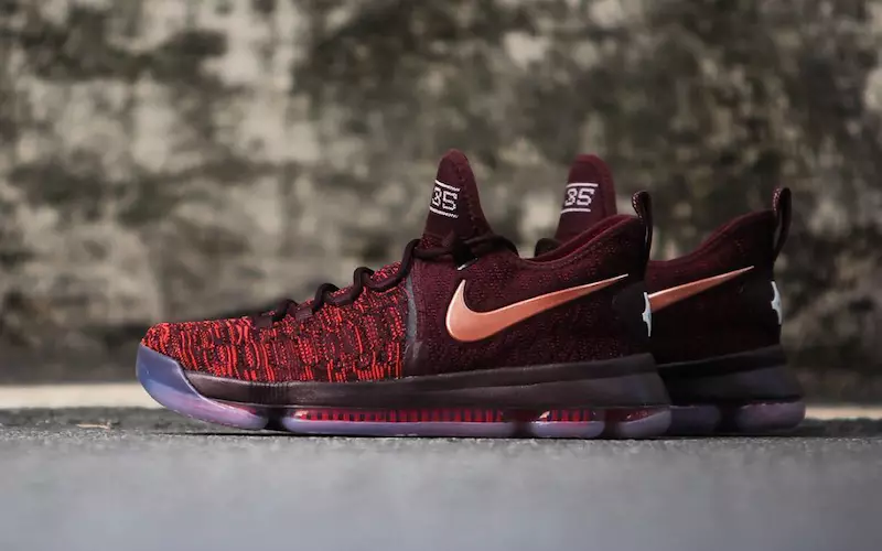 Nike KD 9 Kalėdų padažas