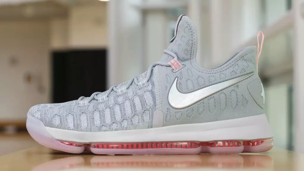 Nike KD 9 šaltai pilka rožinė