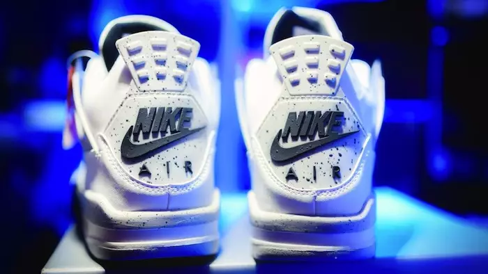 Nike Air Jordan 4 White Cement 2016